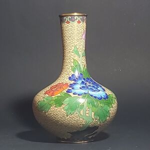 Handcrafted Chinese Floral Cloisonné Enamel 6.5" Vase